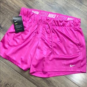 NIKE Women’s running shorts with Dri-Fit Technolog